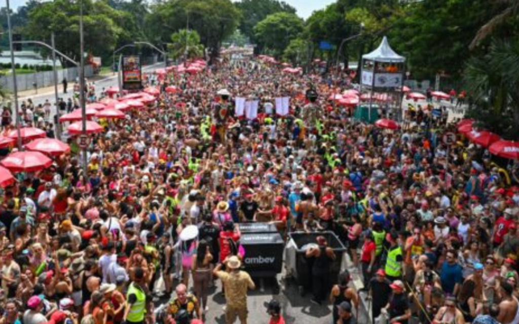Megablocos concentram quase 20% dos roubos e furtos de celular no carnaval de 2025 em São Paulo Megablocos concentram quase 20% dos roubos e furtos de celular no carnaval de 2025 em São Paulo