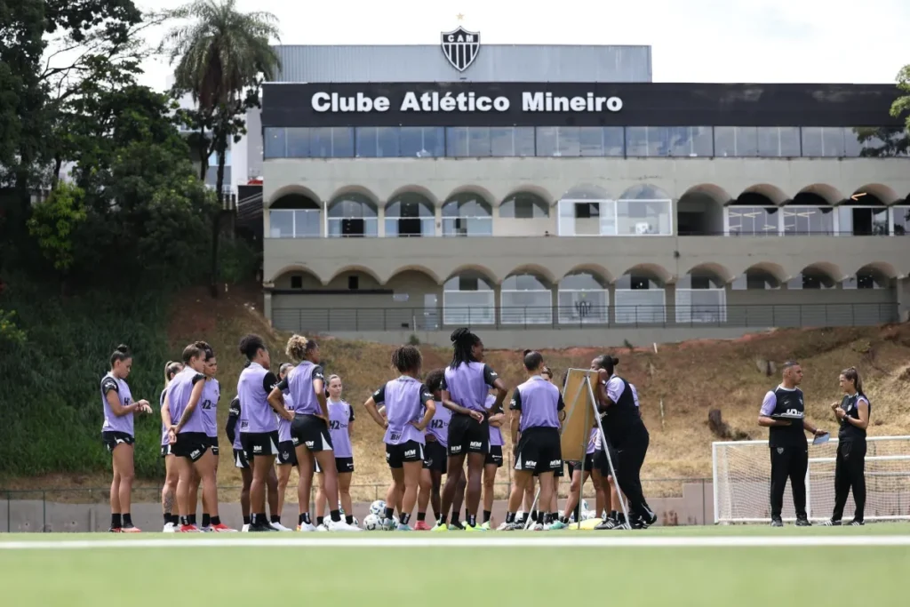 Carnaval em Belo Horizonte obriga Atlético x Corinthians pelo Brasileirão Feminino a ser disputado sem torcida